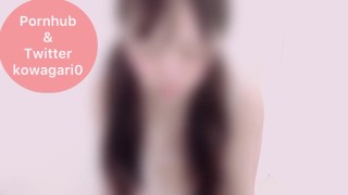 Nữ sinh viên biến thái mặc đồ lót phô bụng bự và nôn oẹ